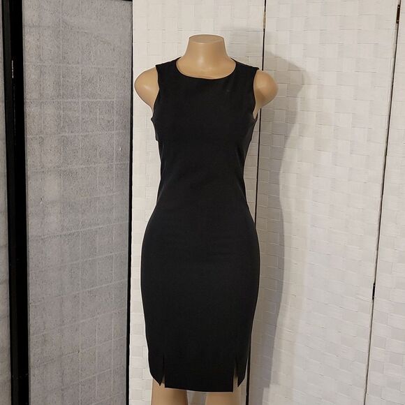 TAGLAI SLEEVELESS SHEATH BODYCON DRESS - Picture 3 of 13